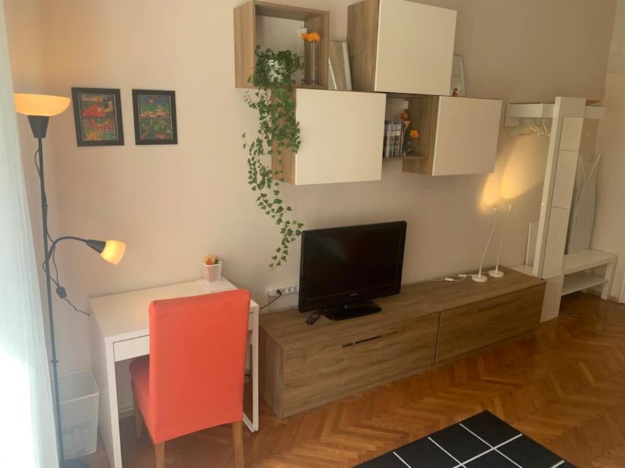 Apartment Near The Home Of Croatian Artists Zagreb Exterior photo